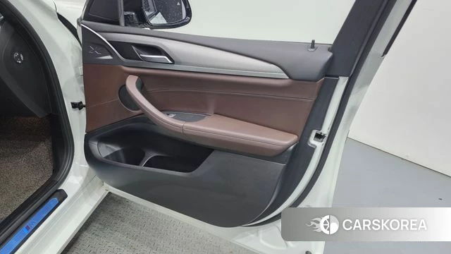 BMW X3 (G01) id 4232457 из Кореи 16