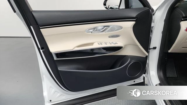 Genesis GV70 id 4308770 из Кореи 16