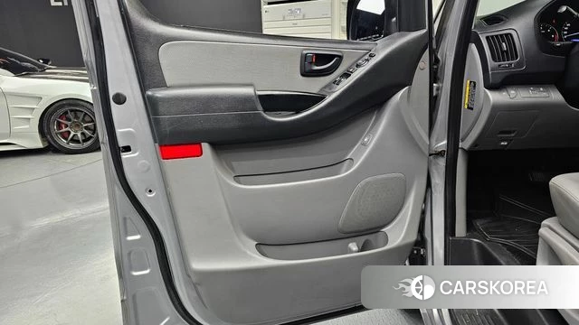 Hyundai The New Grand Starex id 4447869 из Кореи 16