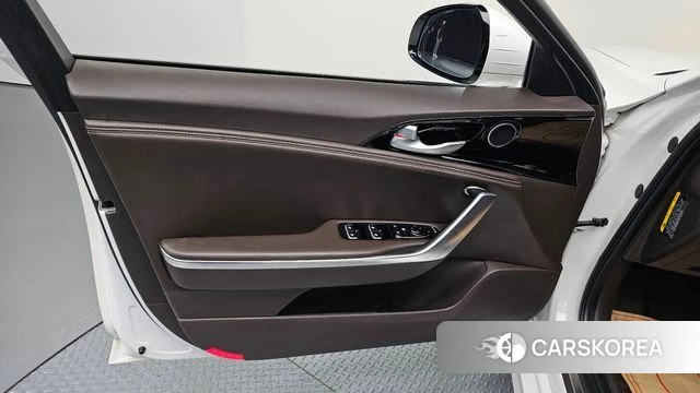 Kia Stinger id 4483356 из Кореи 16