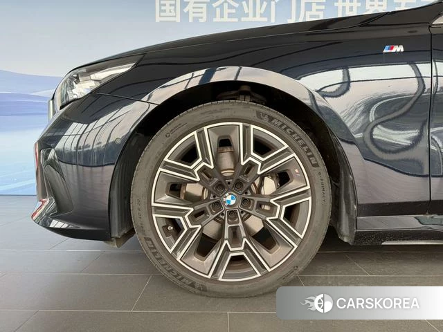 BMW 5 series id 4273511 из Китая 16