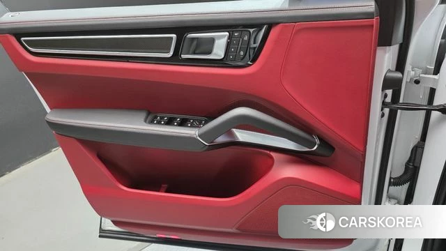 Porsche Cayenne (PO536) id 4422179 из Кореи 16