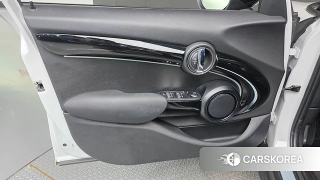 Mini Cooper id 4687342 из Кореи 16