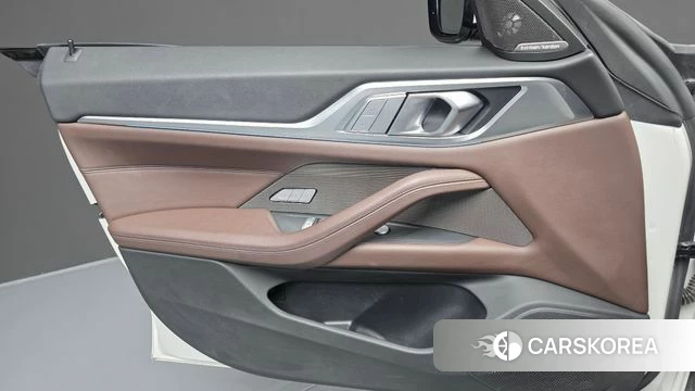 BMW i4 id 4201449 из Кореи 16