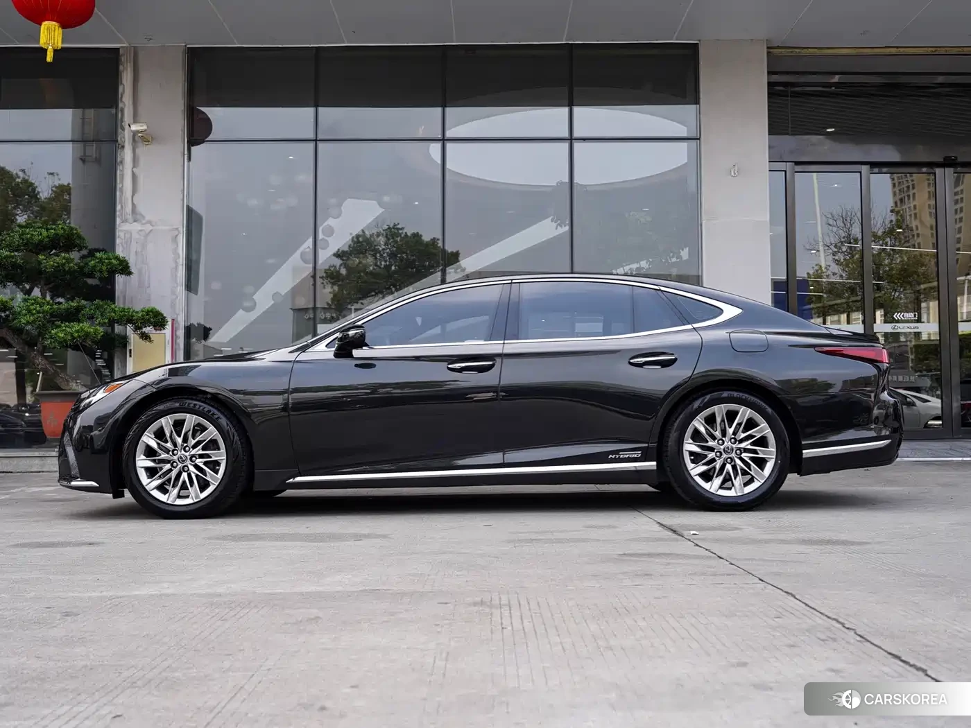 Lexus LS id 4583743 из Китая 16