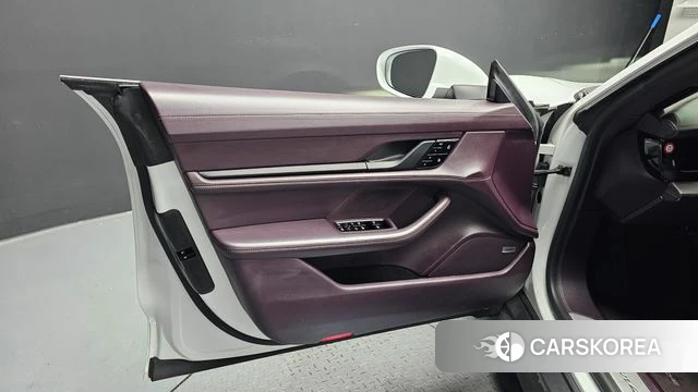 Porsche Taycan id 4231781 из Кореи 16