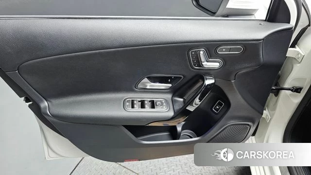 Mercedes-Benz A-Class W177 id 4785299 из Кореи 16