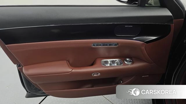 Genesis G90 (RS4) id 4686640 из Кореи 16