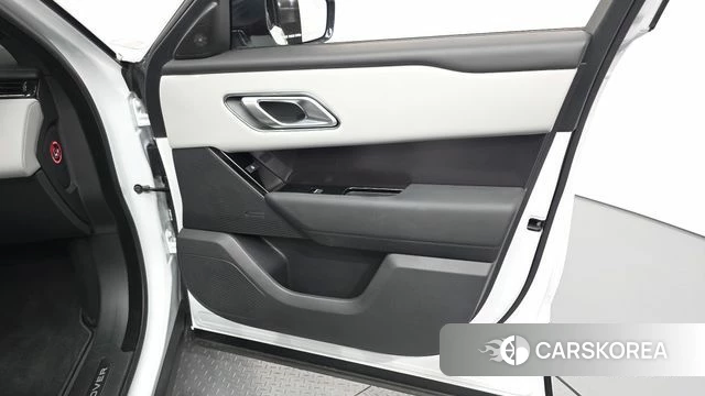 Land Rover Range Rover Velar id 4748810 из Кореи 16