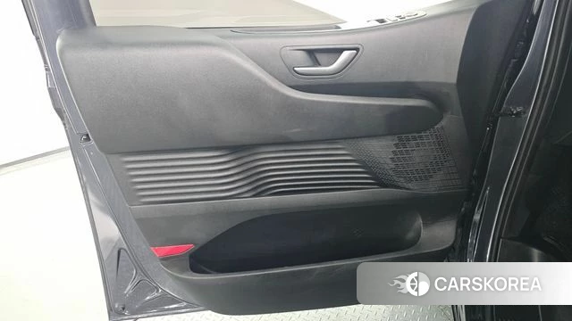 Hyundai Staria id 4636279 из Кореи 16