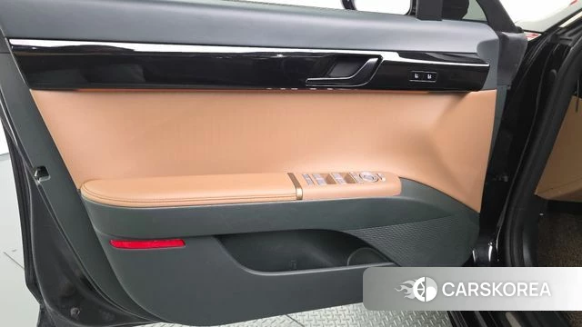 Hyundai Grandeur Hybrid (GN7) id 4560741 из Кореи 16