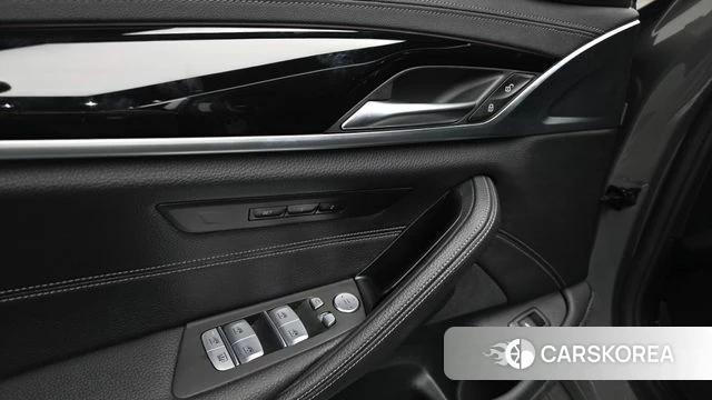 BMW 5 Series (G30) id 4740688 из Кореи 16