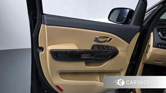 Kia The New Carnival id 4411123 из Кореи 16