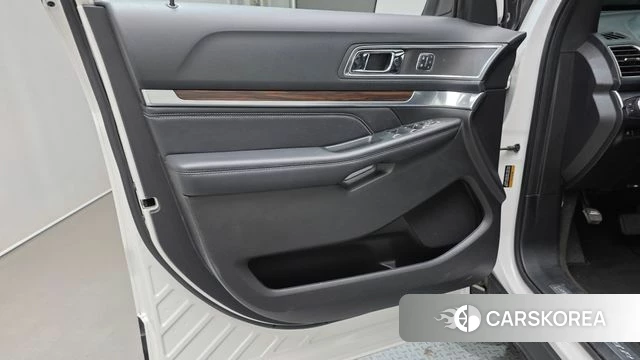 Ford Explorer id 4737663 из Кореи 16
