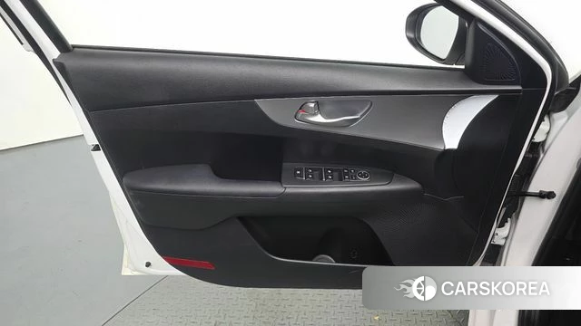 Kia The New K3 2nd generation id 4893812 из Кореи 16