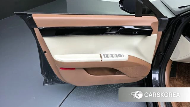 Hyundai Grandeur Hybrid (GN7) id 4186225 из Кореи 16