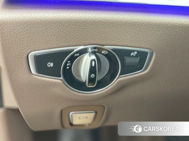 Mercedes-Benz E-class id 4263522 из Китая 16