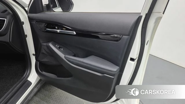 Kia Seltos id 4284574 из Кореи 16