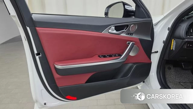 Kia Stinger id 4785289 из Кореи 16