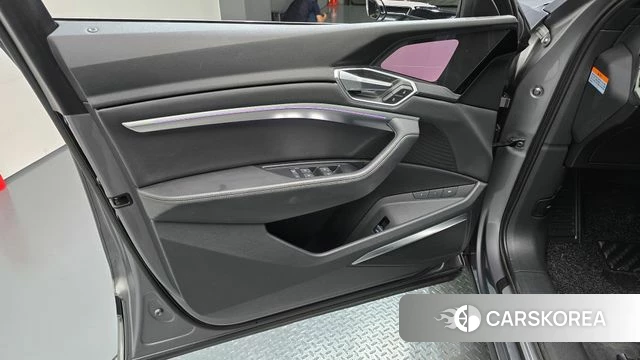 Audi e-Tron id 4848759 из Кореи 16