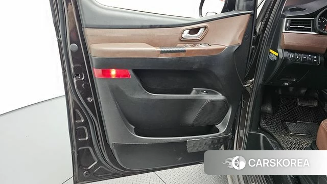 Hyundai The New Grand Starex id 4225716 из Кореи 16