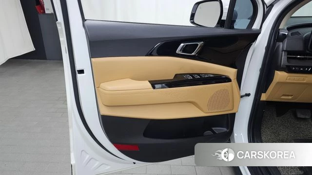Kia Carnival 4th generation id 4283880 из Кореи 16