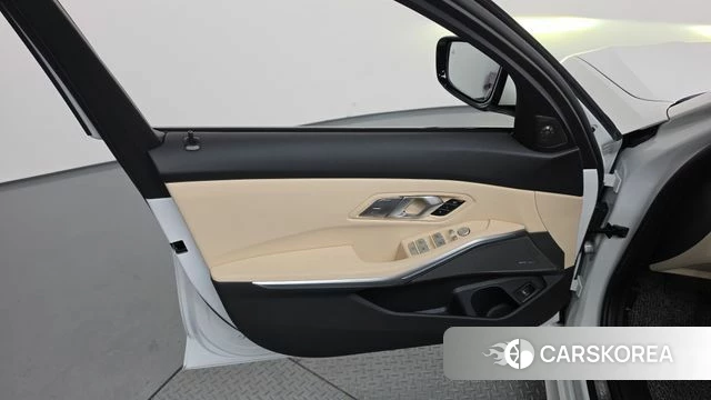 BMW 3 Series (G20) id 4706185 из Кореи 16