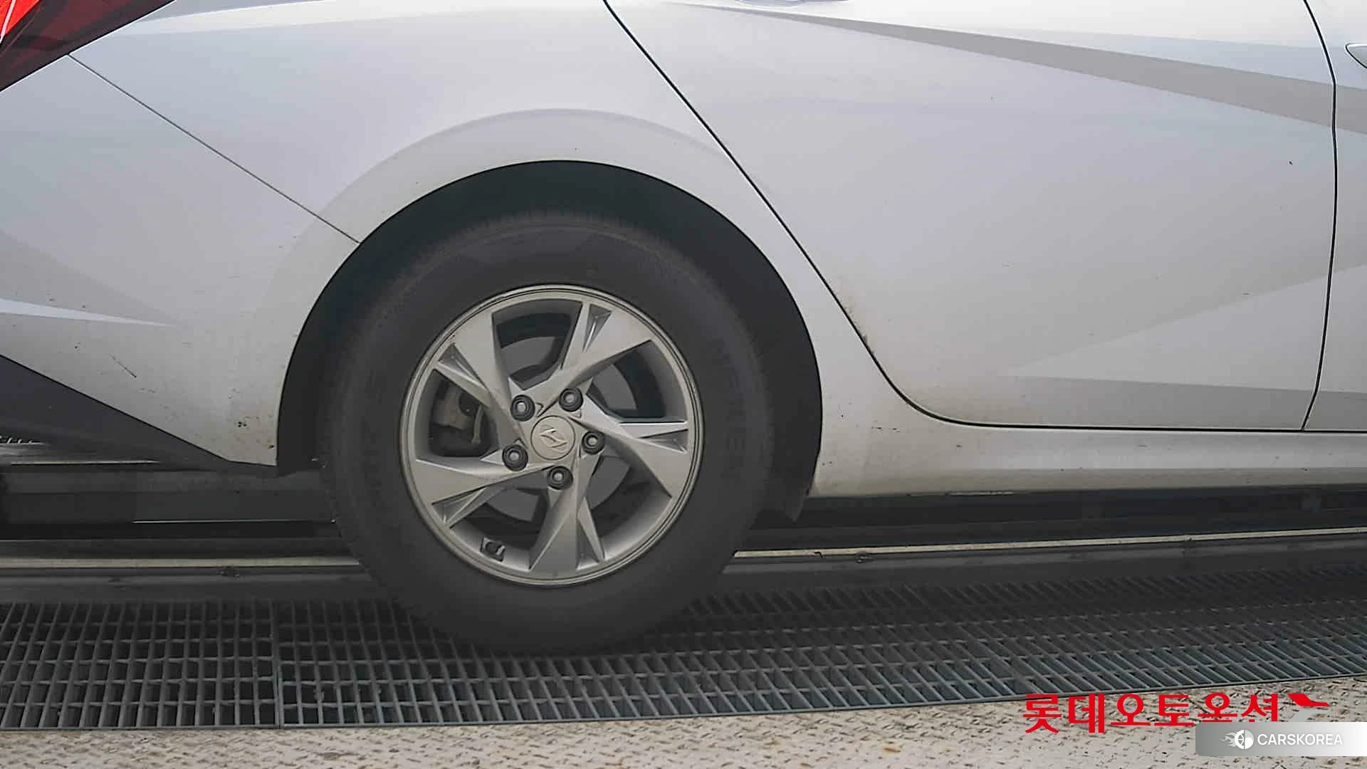 Hyundai Avante id 4669104 из Кореи 16