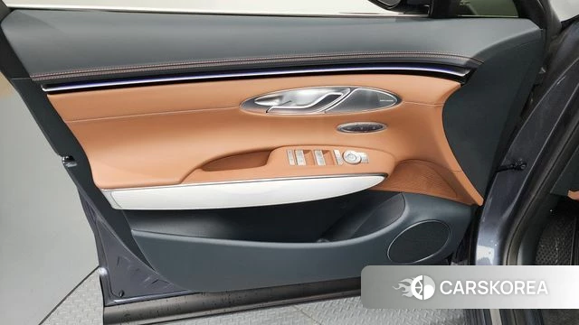 Genesis GV70 id 4387916 из Кореи 16