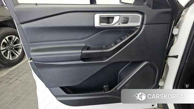 Ford Explorer 6th Generation id 4530354 из Кореи 16