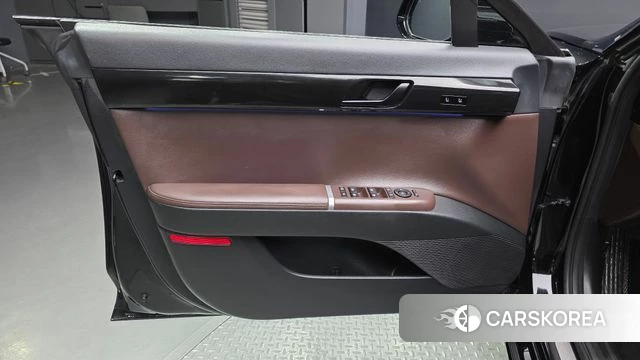 Hyundai Grandeur Hybrid (GN7) id 4555340 из Кореи 16