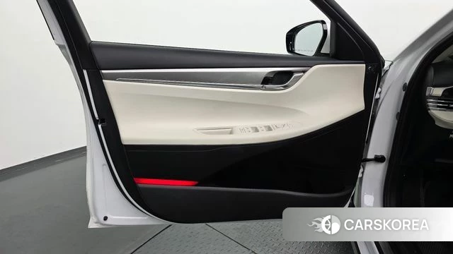 Hyundai The New Grandeur IG id 4618917 из Кореи 16
