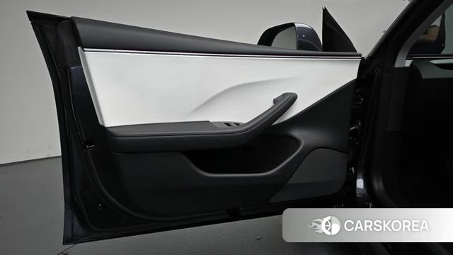 Tesla Model 3 id 4767343 из Кореи 16