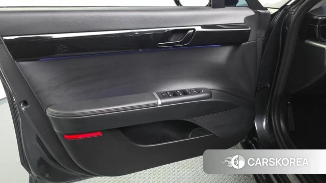 Hyundai Grandeur Hybrid (GN7) id 4848024 из Кореи 16
