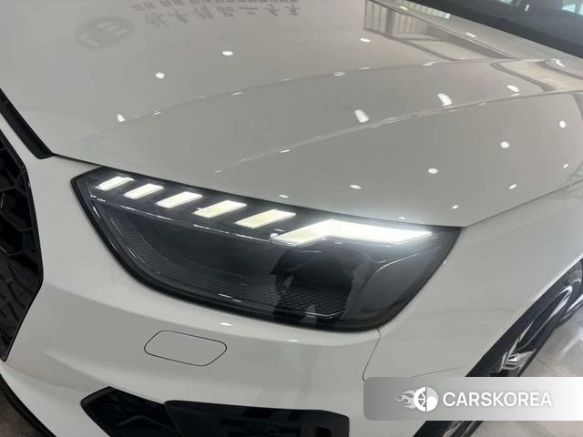 Audi A4L id 4291051 из Китая 16