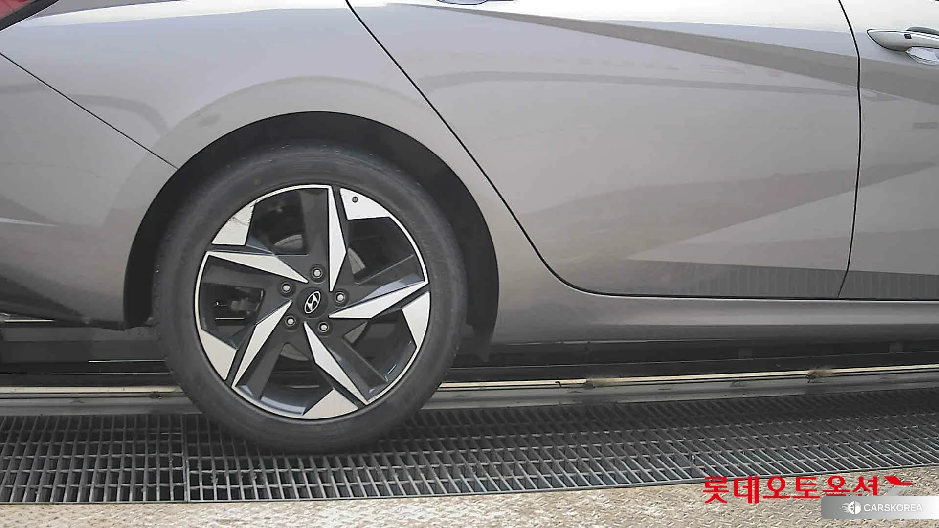 Hyundai Avante id 3869269 из Кореи 16