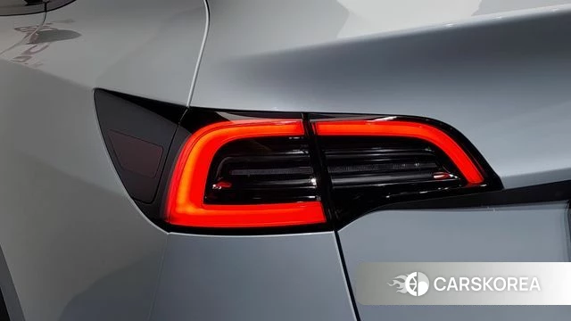Tesla Model Y id 4640355 из Кореи 16