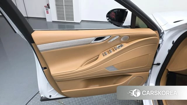 Genesis G80 (RG3) id 4432283 из Кореи 16