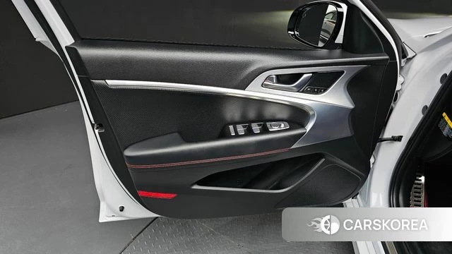 Genesis G70 id 4652225 из Кореи 16