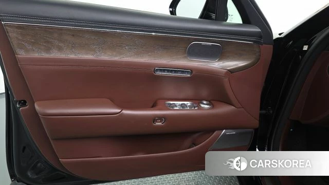 Genesis G90 (RS4) id 4623556 из Кореи 16