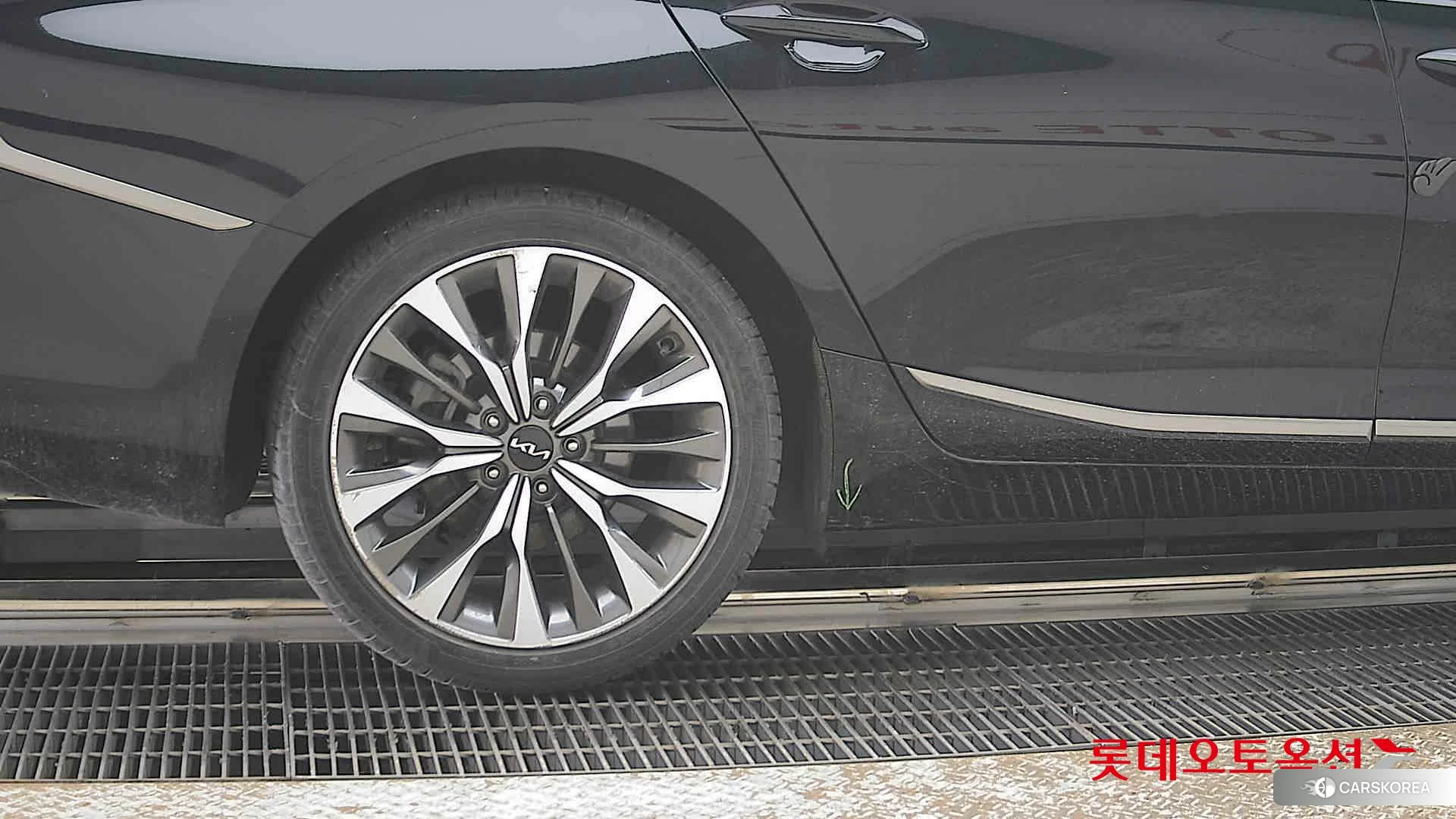 Kia K8 id 3882132 из Кореи 16