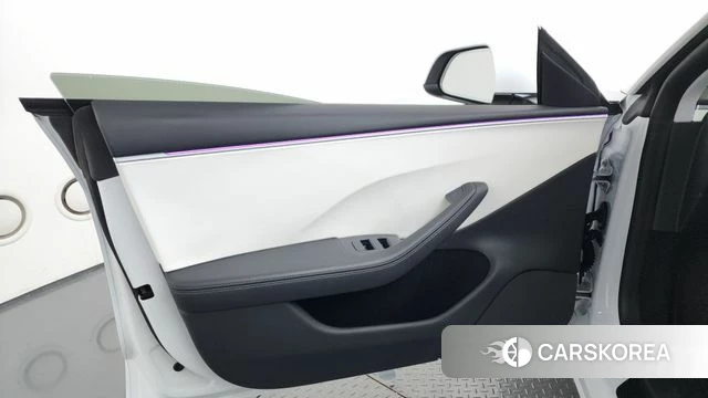 Tesla Model 3 id 4578837 из Кореи 16