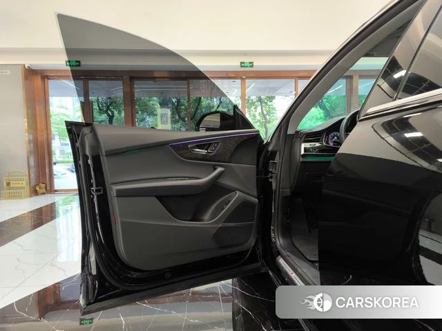 Audi Q8 id 4359340 из Китая 16