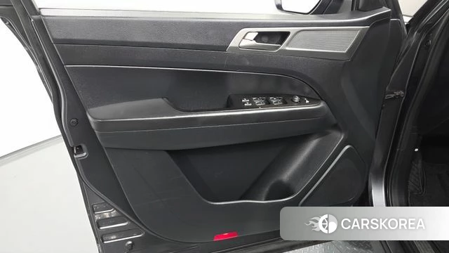 Ssangyong Rexton Sports id 4325753 из Кореи 16