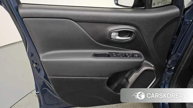 Jeep Renegade id 4388259 из Кореи 16