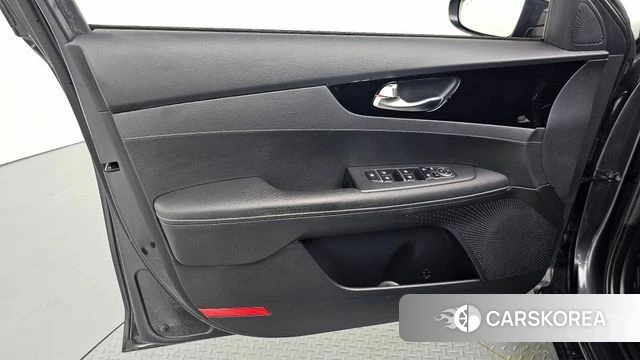 Kia Come New K3 id 4501870 из Кореи 16