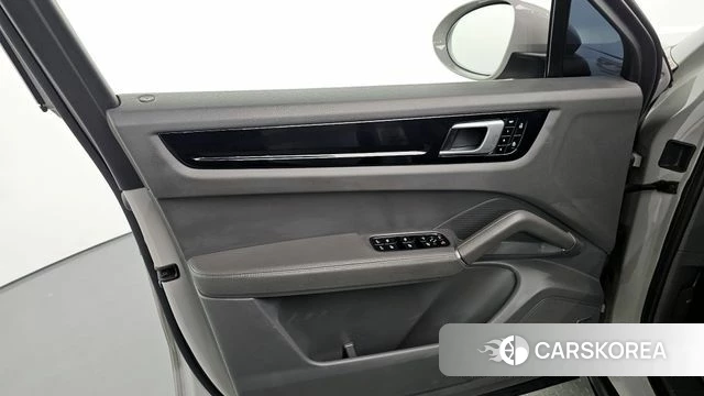Porsche Cayenne (PO536) id 4284393 из Кореи 16