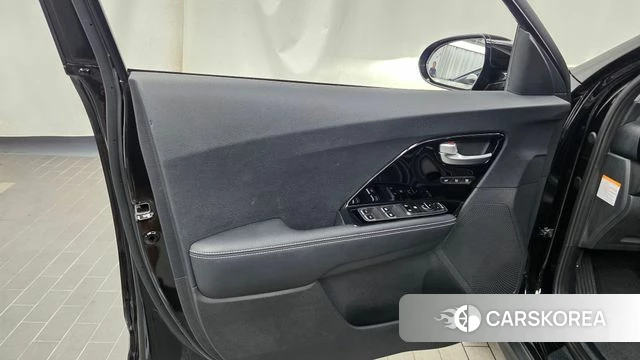 Kia Niro EV id 4524831 из Кореи 16