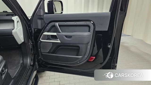 Land Rover Defender (L663) id 4187054 из Кореи 16