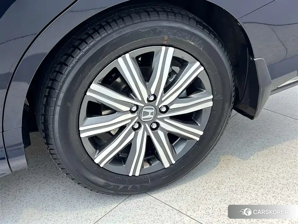 Honda Odyssey id 4546440 из Китая 16